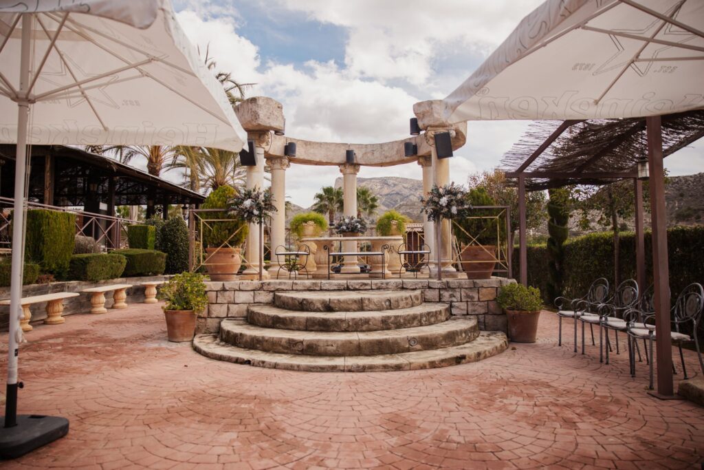 Ceremonia celebrada en el jardín